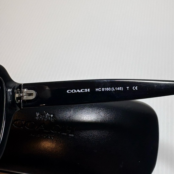 Coach Classic Black Sunglasses - Picture 4 of 9